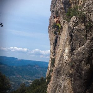 Il Monte Maccione, in provincia di Nuoro, offre arrampicate con scenari da urlo