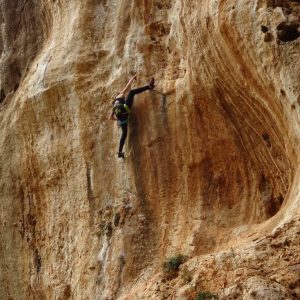 Cavadonna - Johnny l'Austronauta 7a+ - climbing